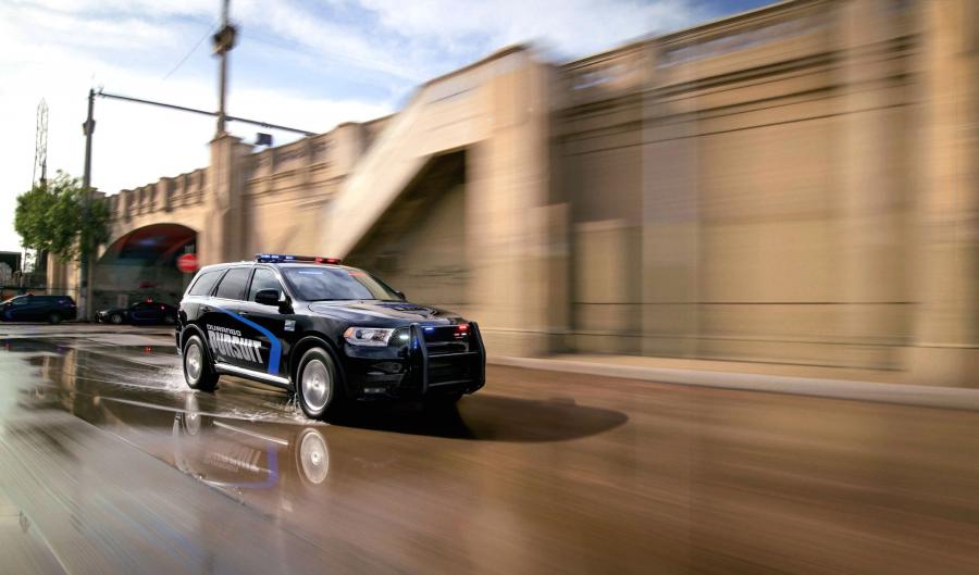  Dodge Durango Pursuit (WD) 2018 года  (фото 8 из 12)